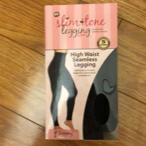 Slim and tone leggings black XL. NWOT